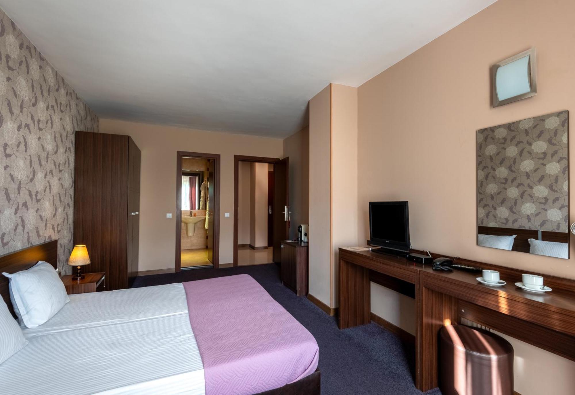 בנסקו Terra Hotel מראה חיצוני תמונה